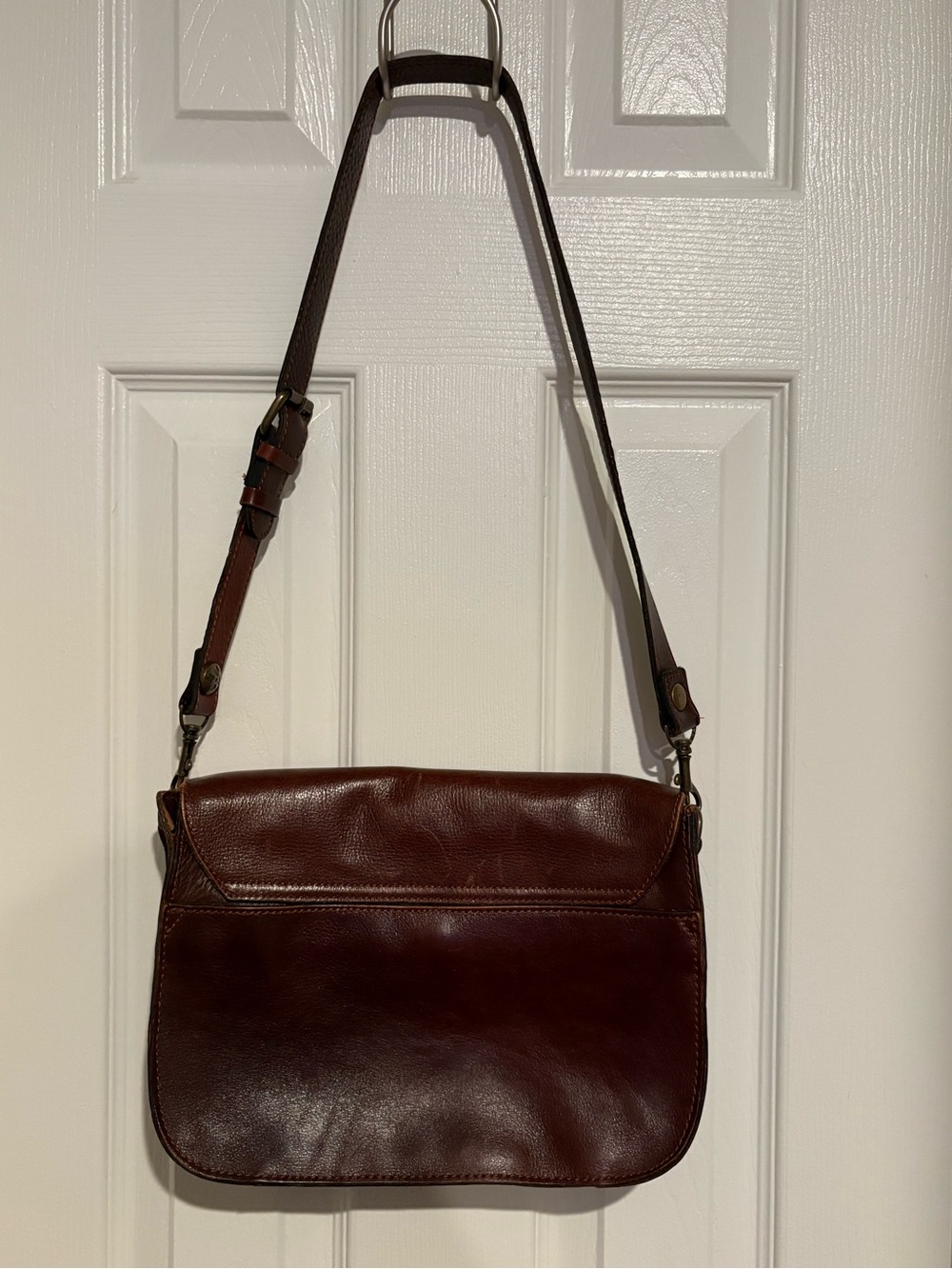 Patricia Nash Leather Crossbody Bag - Picture 2 of 7
